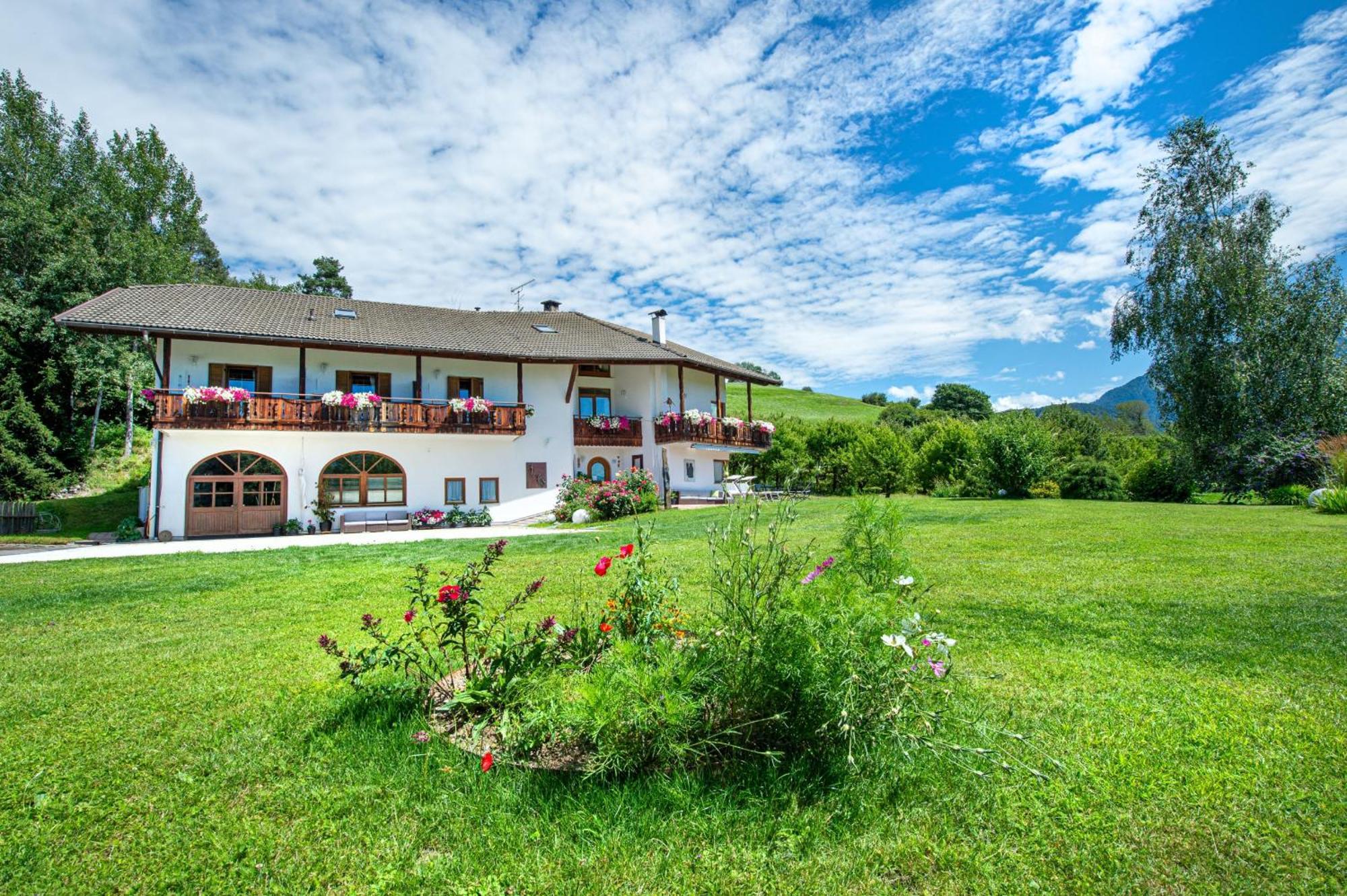 Bonichhof Hotel Laion Exterior photo